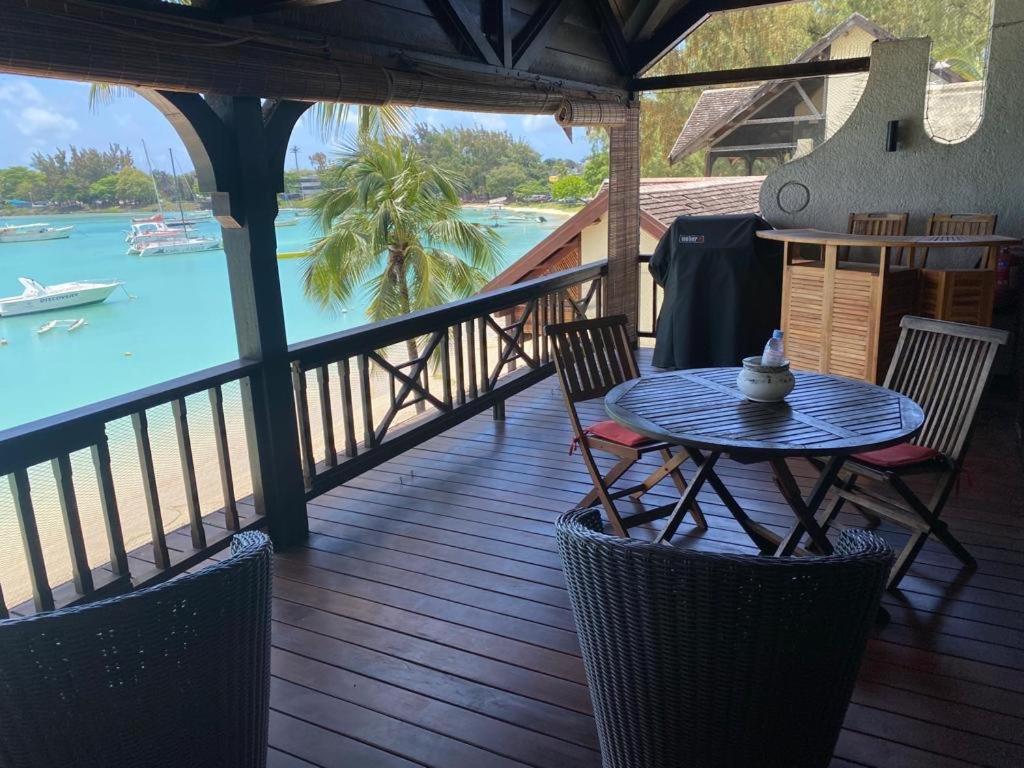 Grand Baie Seaview Penthouse Apartment ภายนอก รูปภาพ
