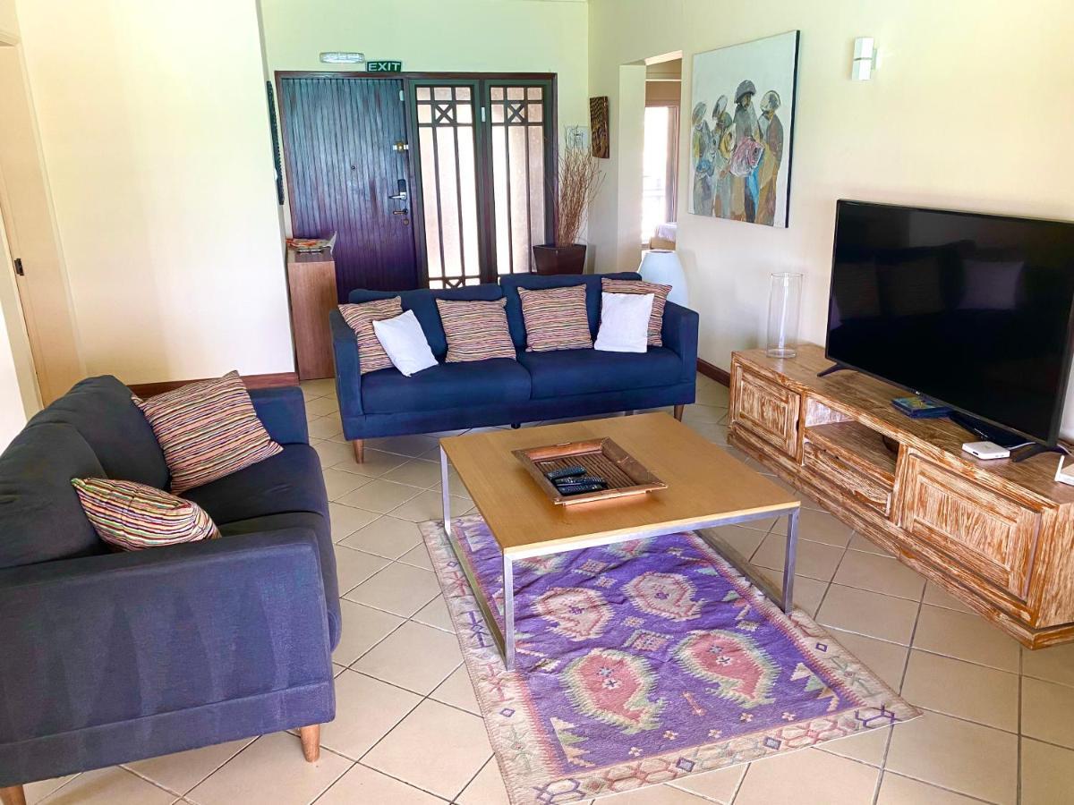 Grand Baie Seaview Penthouse Apartment ภายนอก รูปภาพ