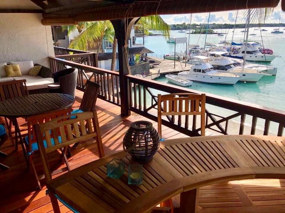 Grand Baie Seaview Penthouse Apartment ภายนอก รูปภาพ