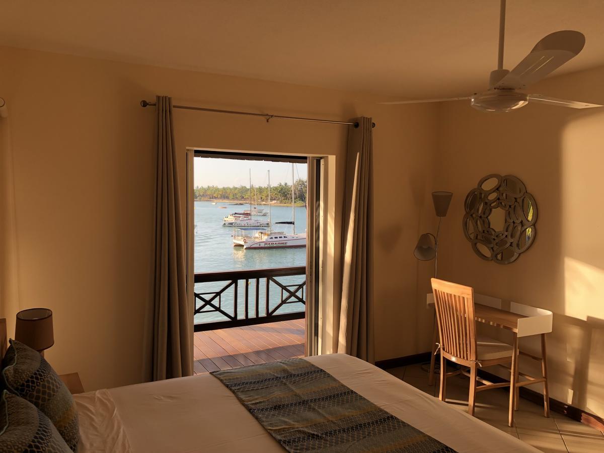 Grand Baie Seaview Penthouse Apartment ภายนอก รูปภาพ